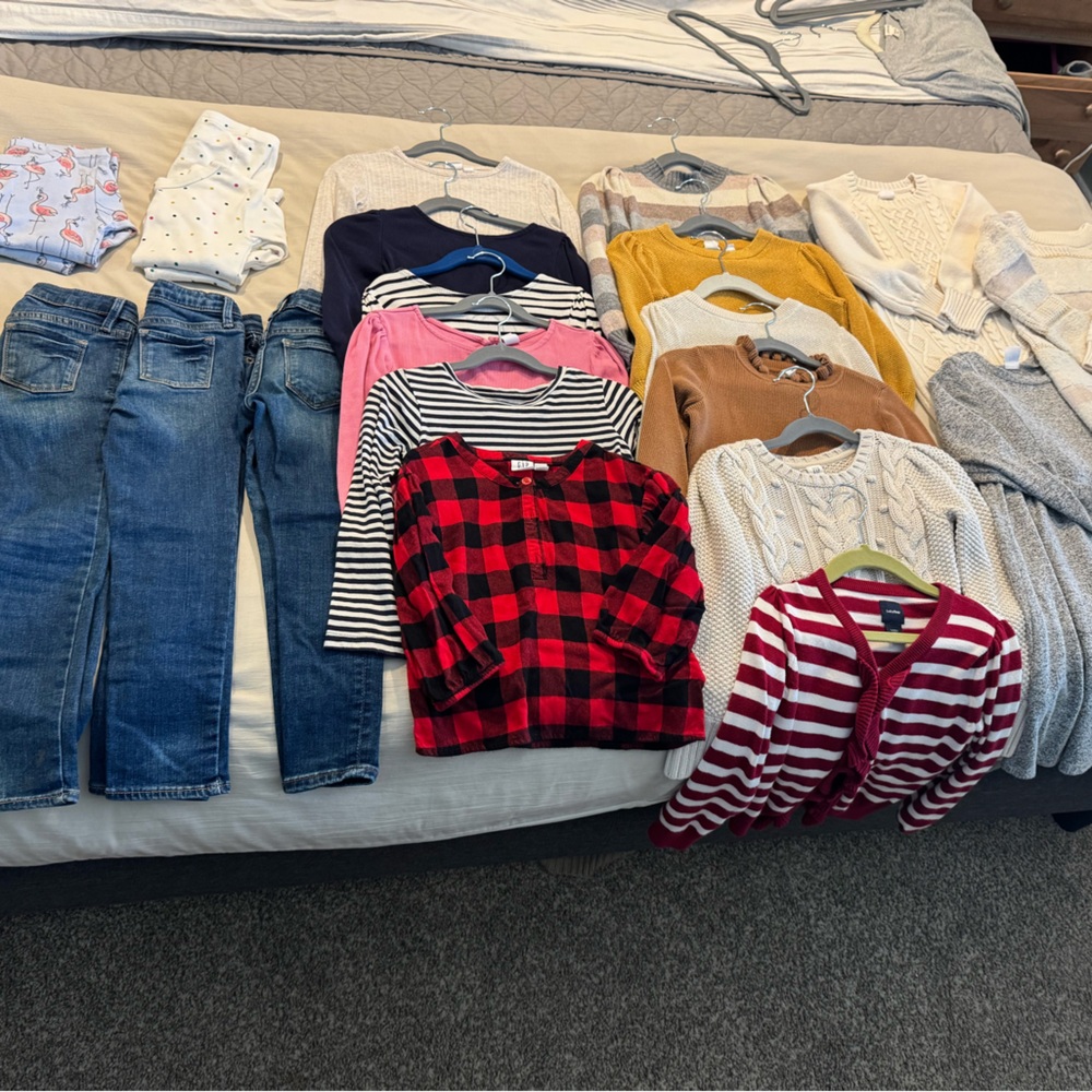 GAP Kids size 5 bundle (22 pieces)